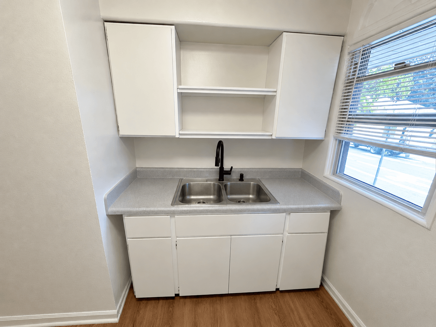 Portland Apartment: 5104-5132 SE Clinton Street