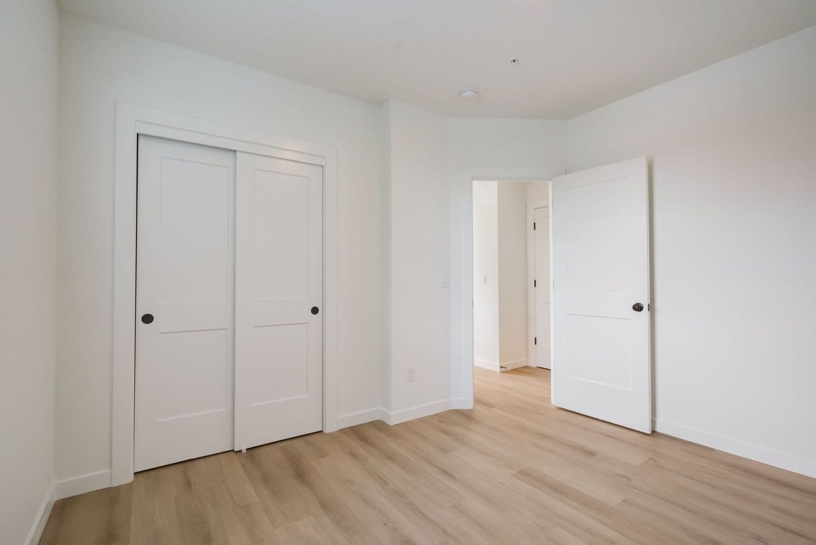 Portland Apartment: 6115 NE Multnomah St