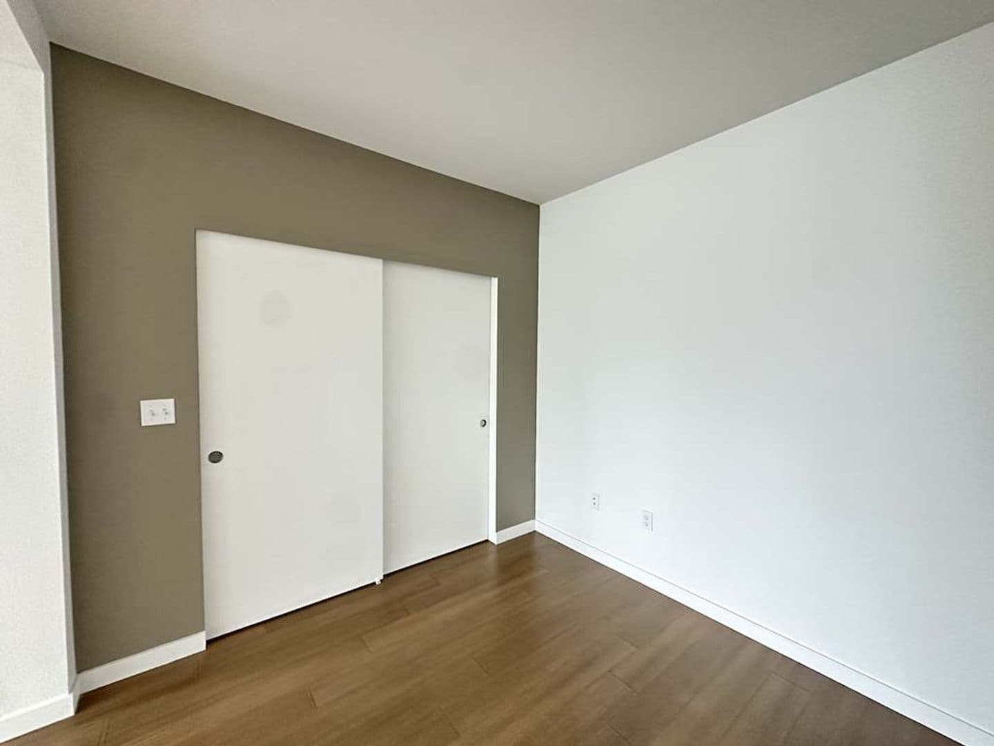 Portland Apartment: 3705 N Overlook Blvd