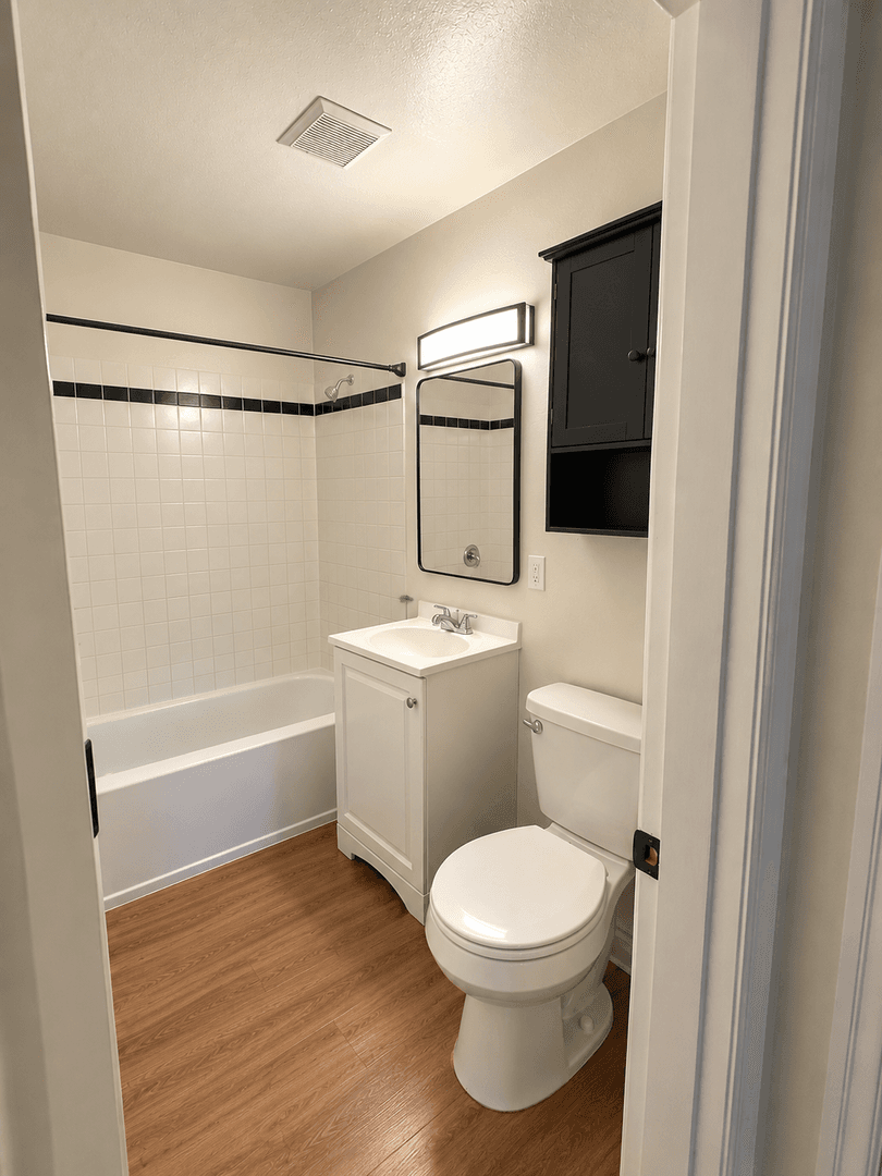 Portland Apartment: 5104-5132 SE Clinton Street