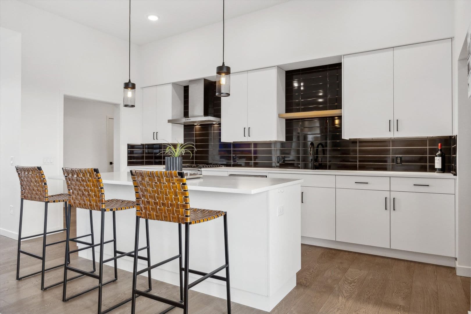 Portland Apartment: 1375 N. Wygant Street