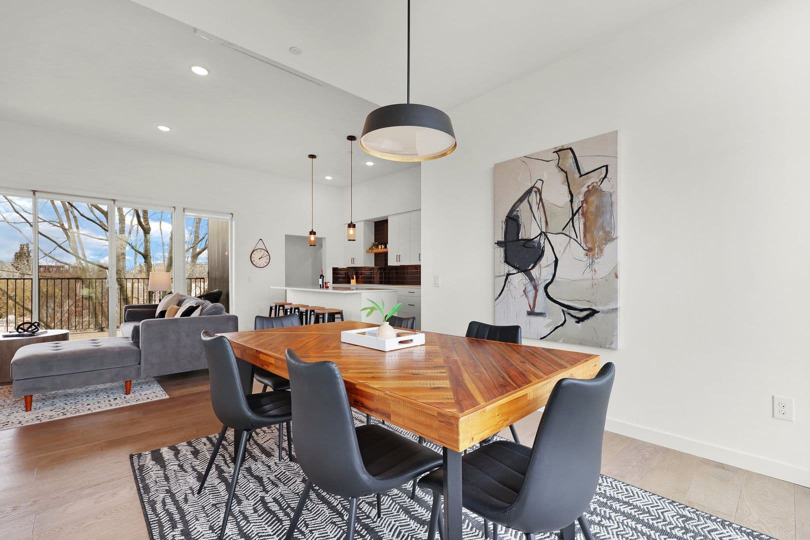 Portland Apartment: 1375 N. Wygant Street