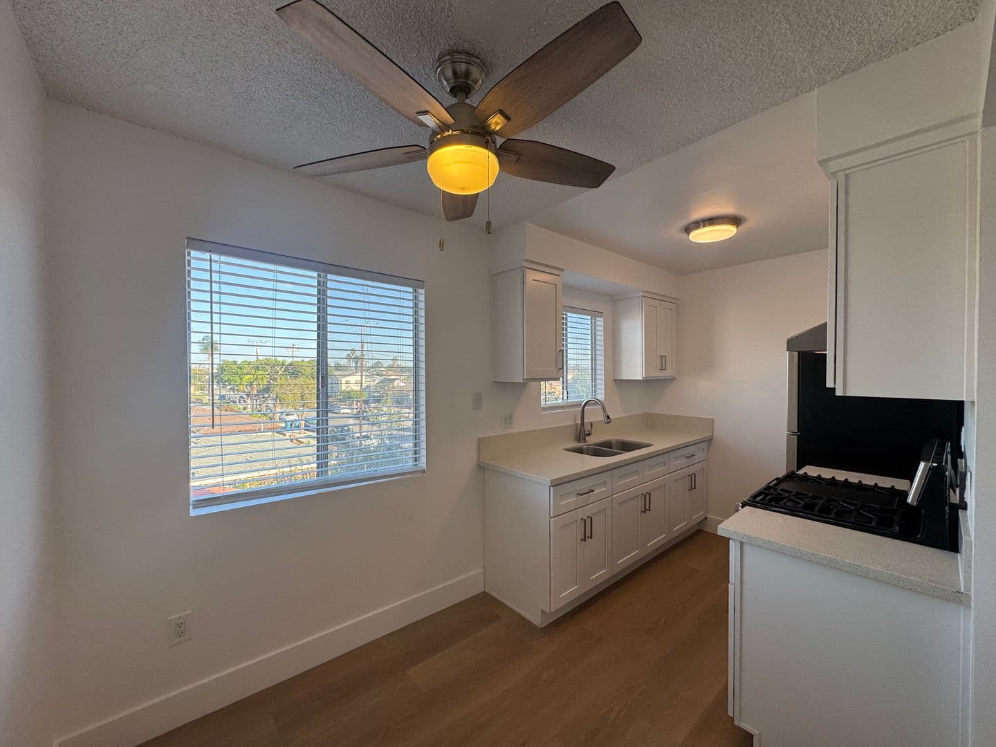Hawthorne Apartment: 4369 West 132nd Street