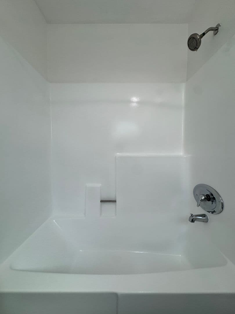 Long Beach Apartment: 924 Gaviota Avenue