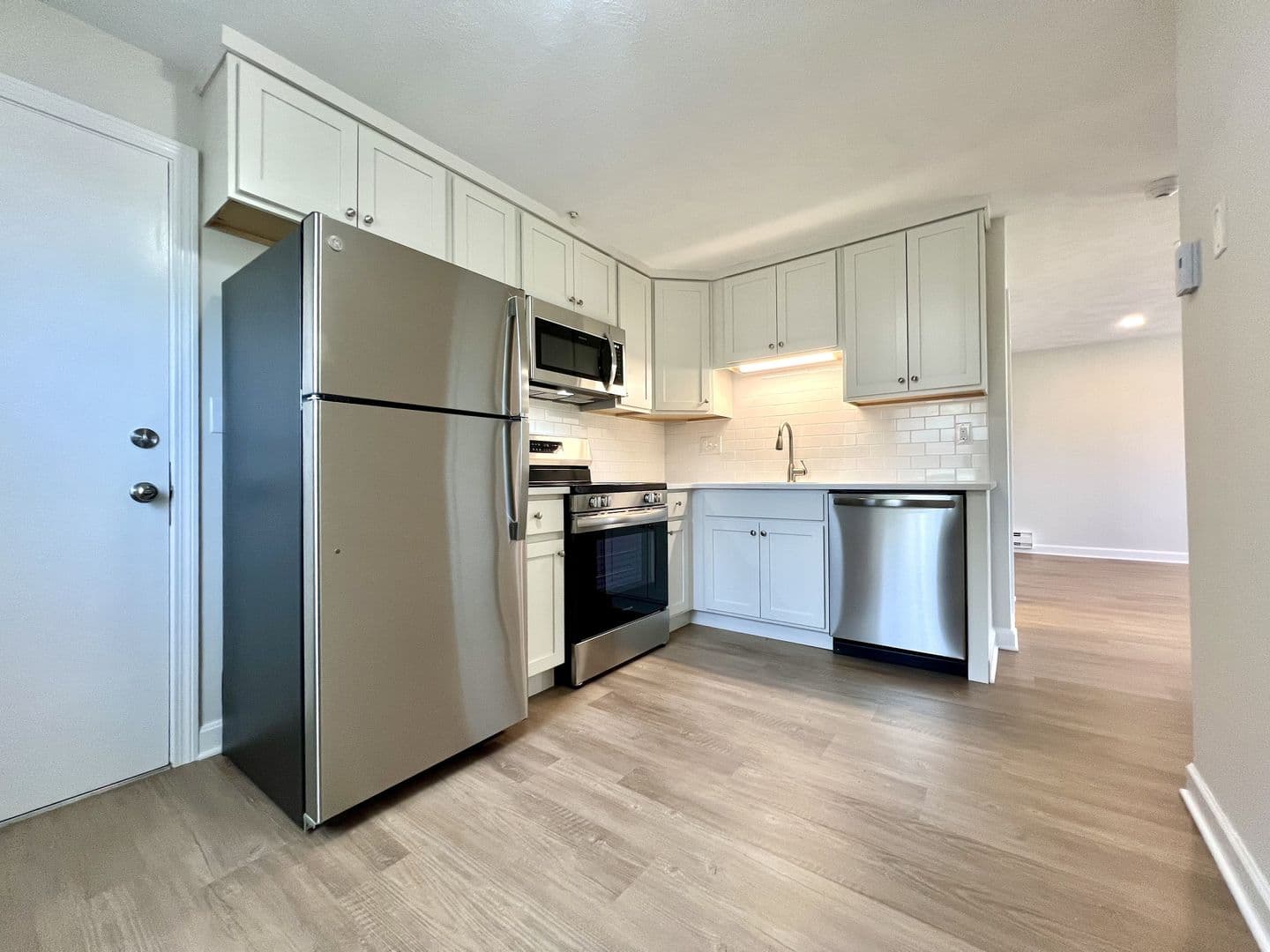 Cranston Apartment: 11 Dart St - 120