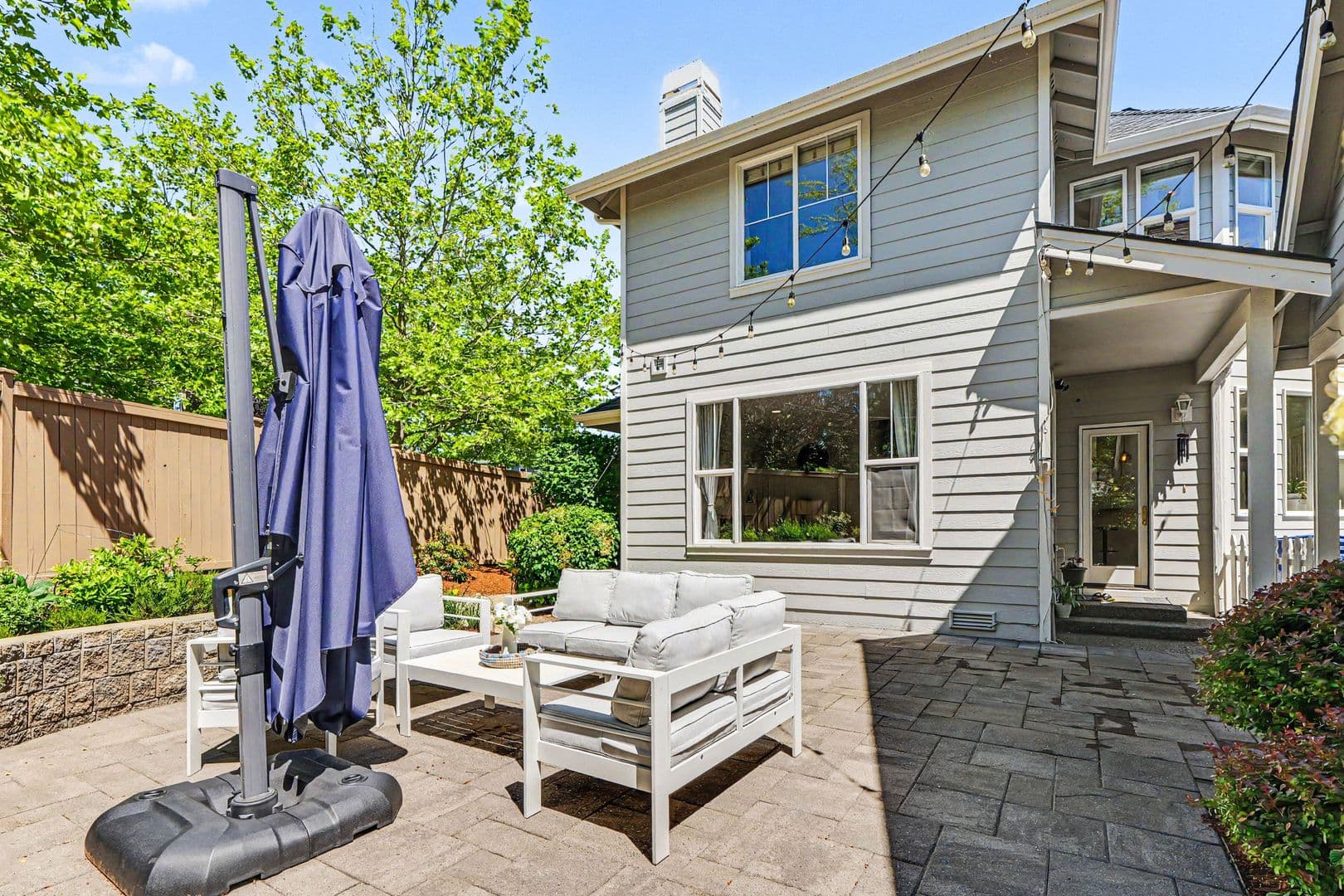 Snoqualmie House: 7521 Dogwood Ln SE