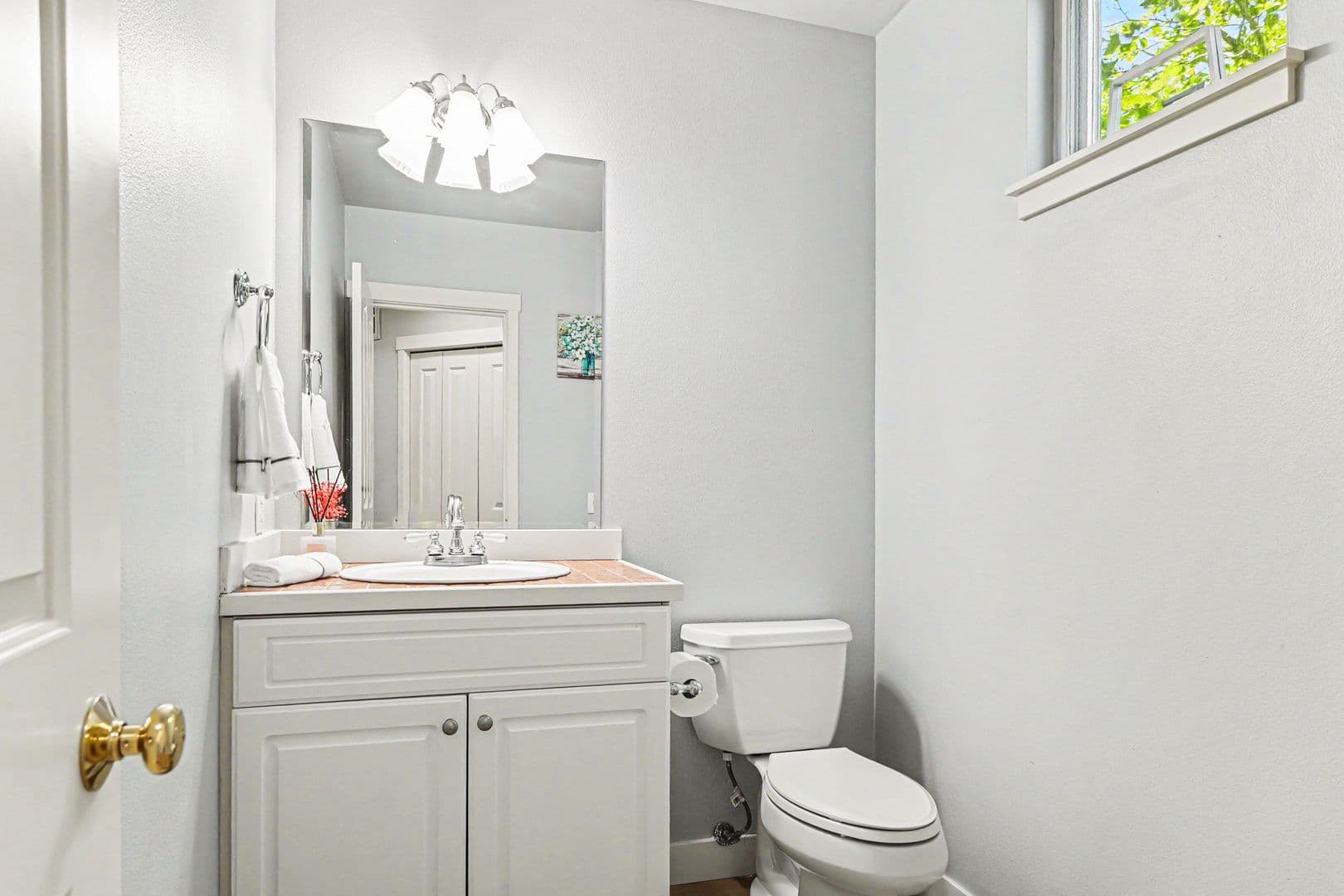 Snoqualmie House: 7521 Dogwood Ln SE