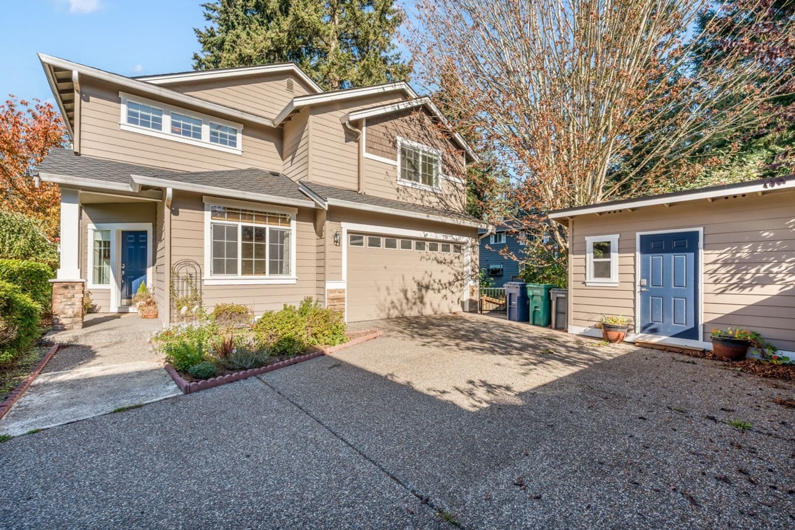 Lynnwood House: 14513 Meridian Pl W Lynnwood, WA 98087