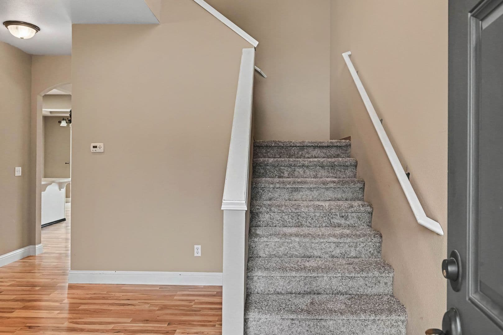 Puyallup House: 18710 116th Ave E