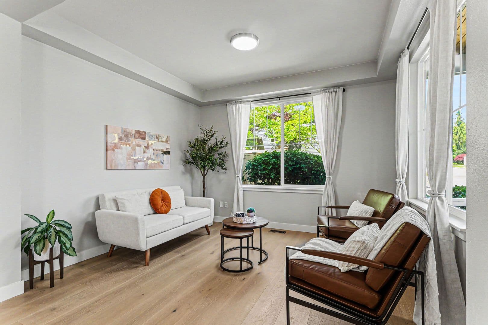 Snoqualmie House: 7521 Dogwood Ln SE