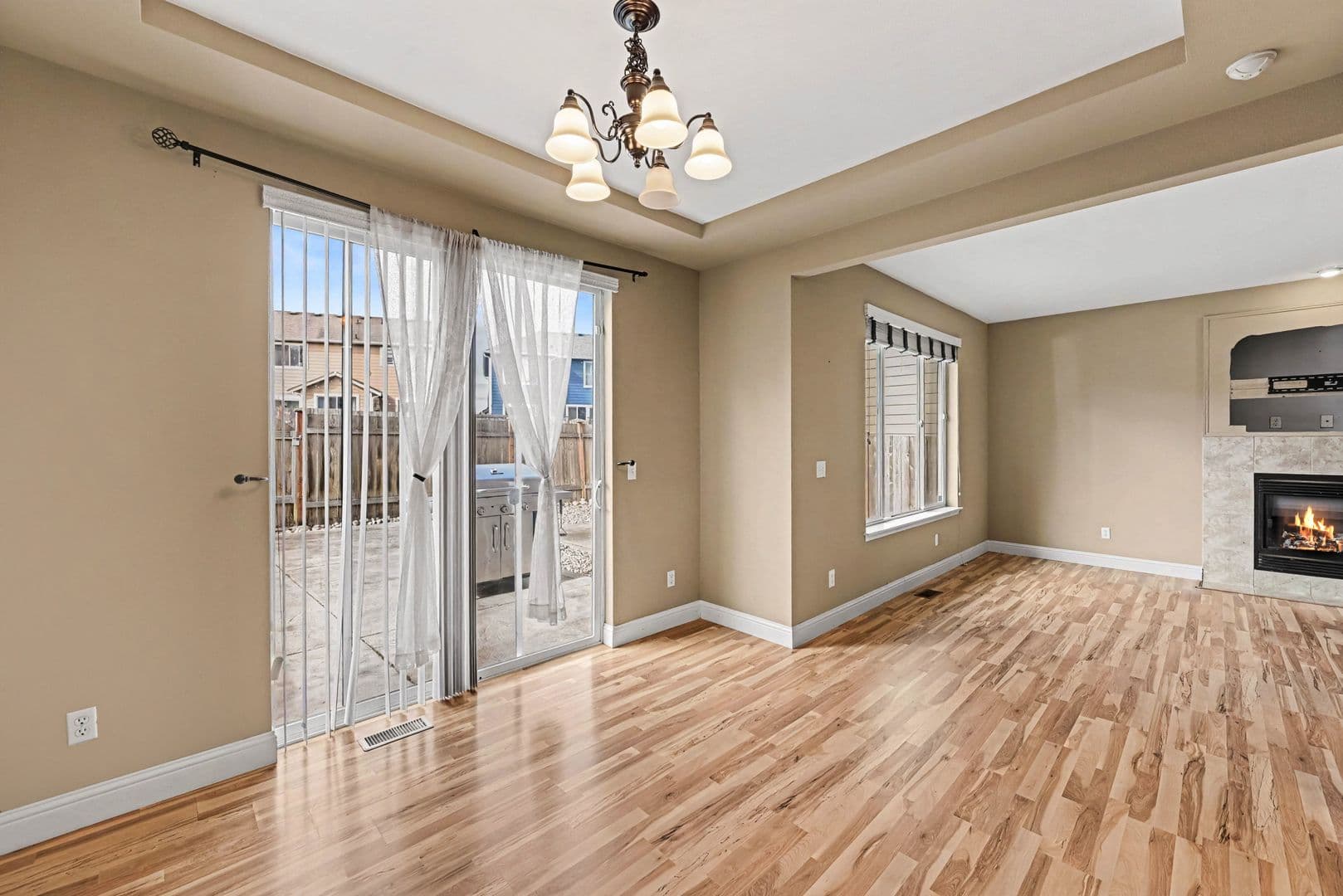 Puyallup House: 18710 116th Ave E
