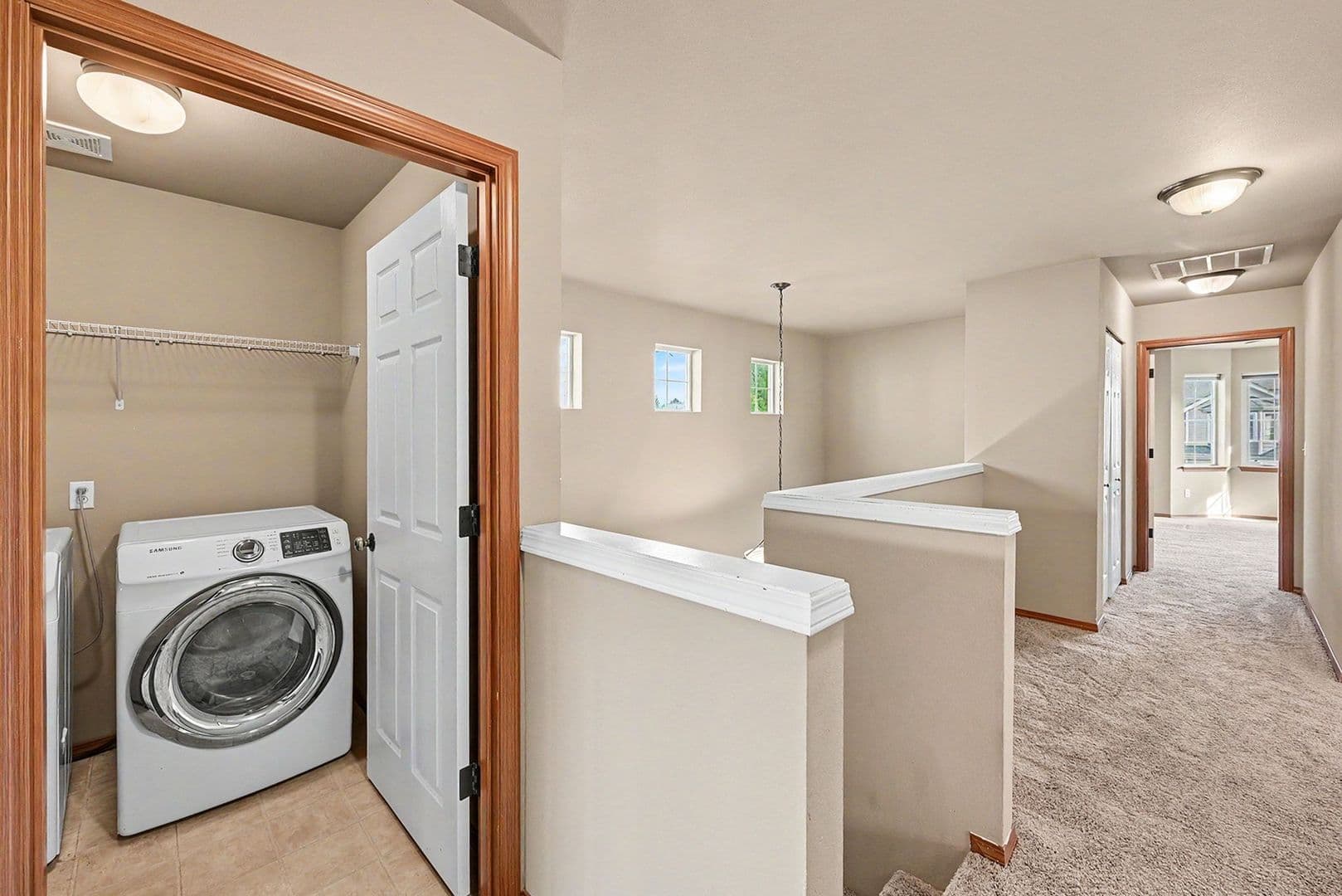 Puyallup House: 18710 116th Ave E