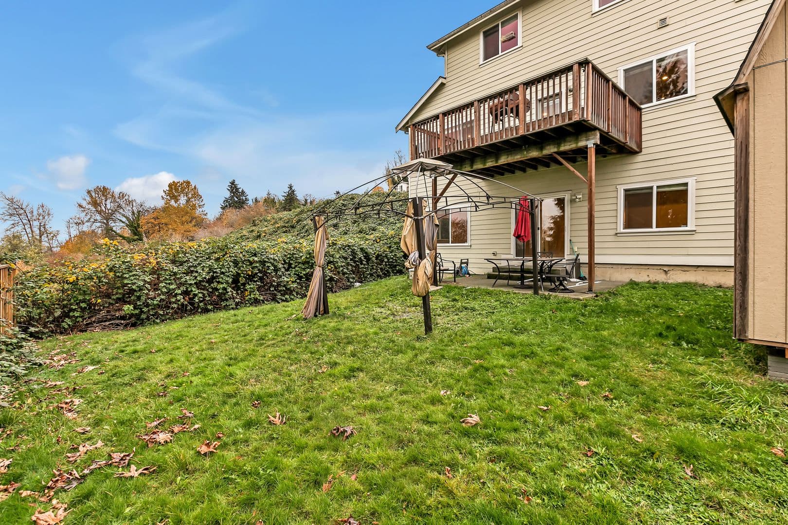 Kent House: 729 Prospect Ave N