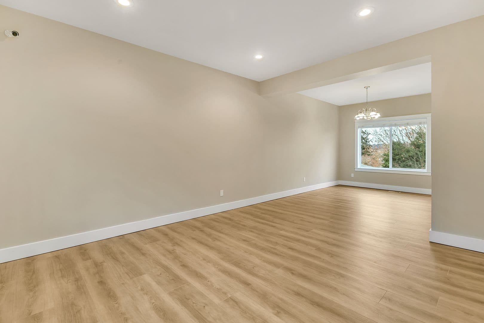 Kent House: 729 Prospect Ave N