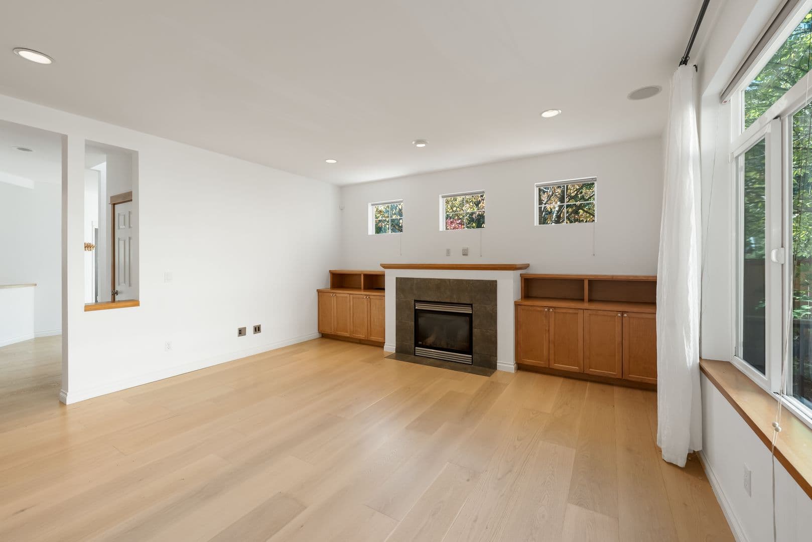 Lynnwood House: 14513 Meridian Pl W Lynnwood, WA 98087