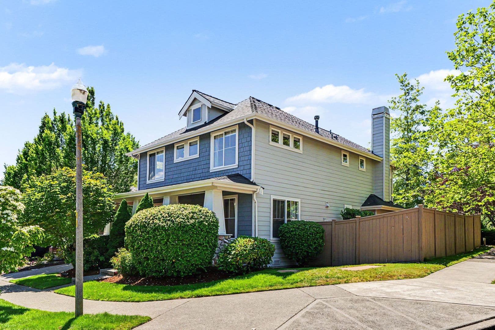 Snoqualmie House: 7521 Dogwood Ln SE