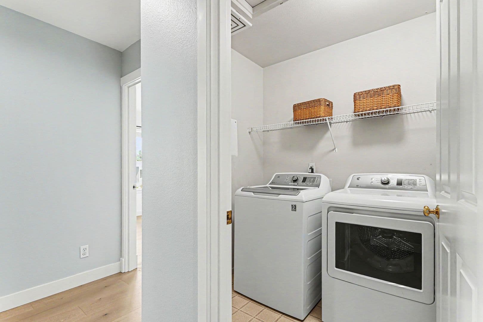 Snoqualmie House: 7521 Dogwood Ln SE
