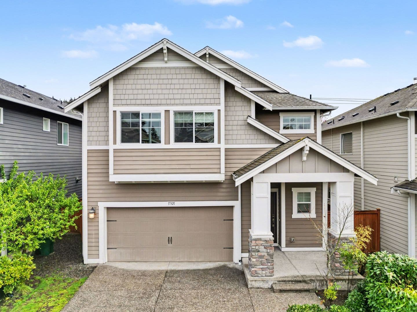 Bothell House: 17321 40th Ave SE