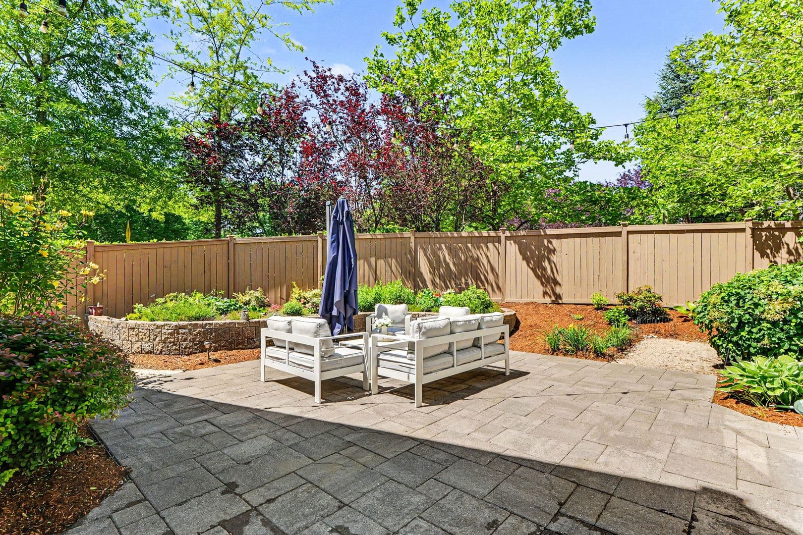 Snoqualmie House: 7521 Dogwood Ln SE