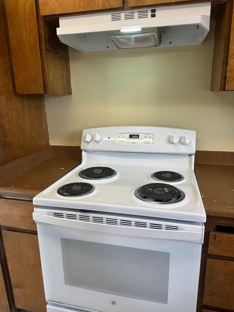 Coalinga Apartment: 141 Warthan St.