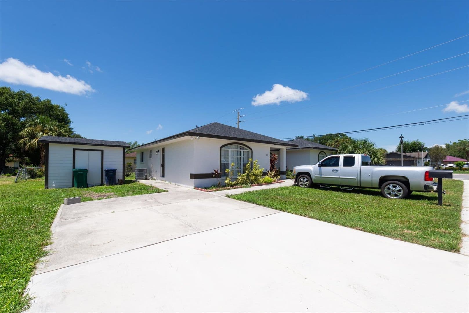 Palmetto House: 1611 3rd Ave W
