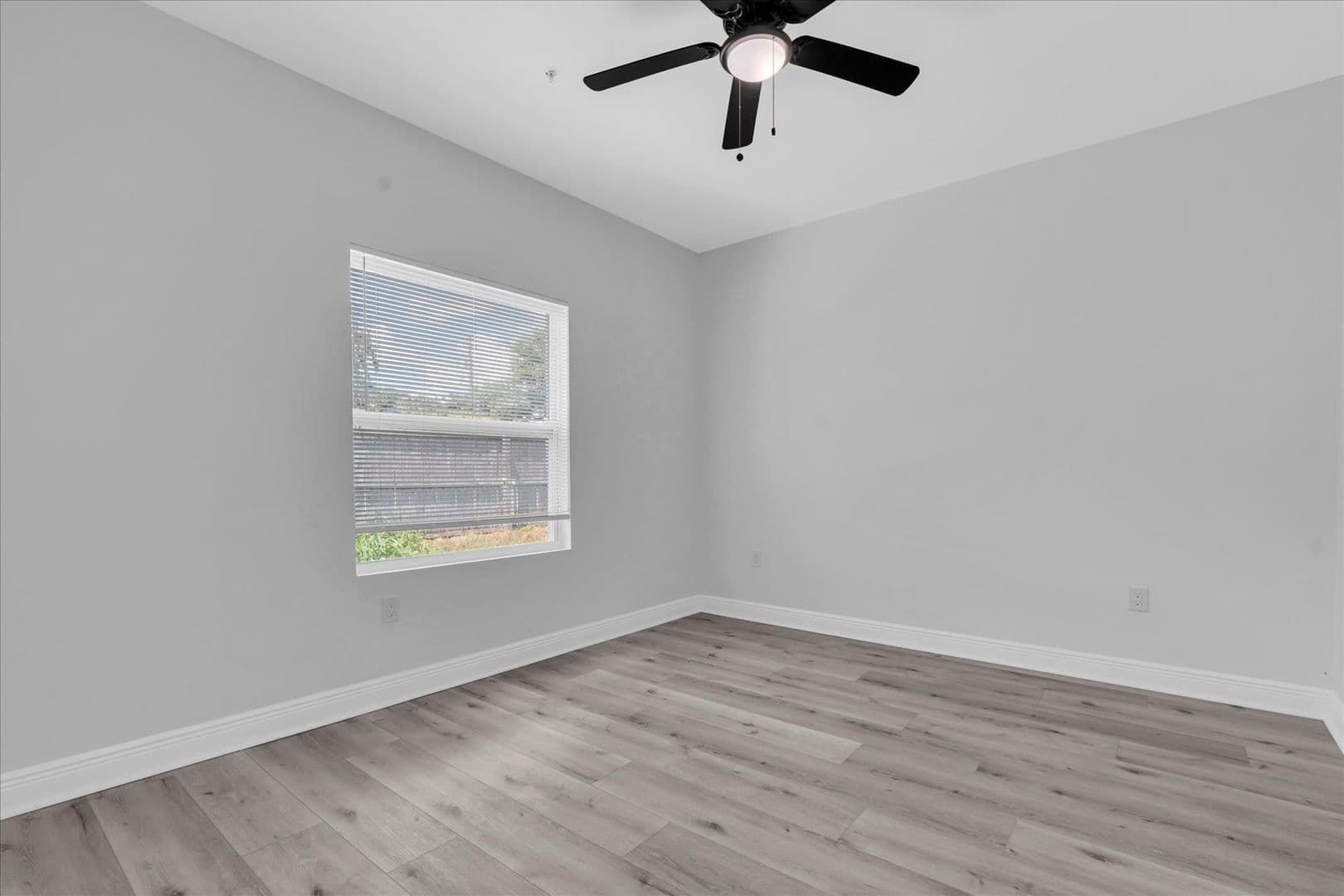 Bartow Apartment: 705 S Orange Ave
