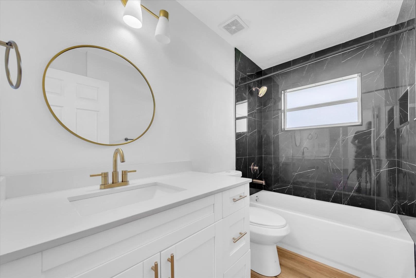 Palmetto House: 1611 3rd Ave W