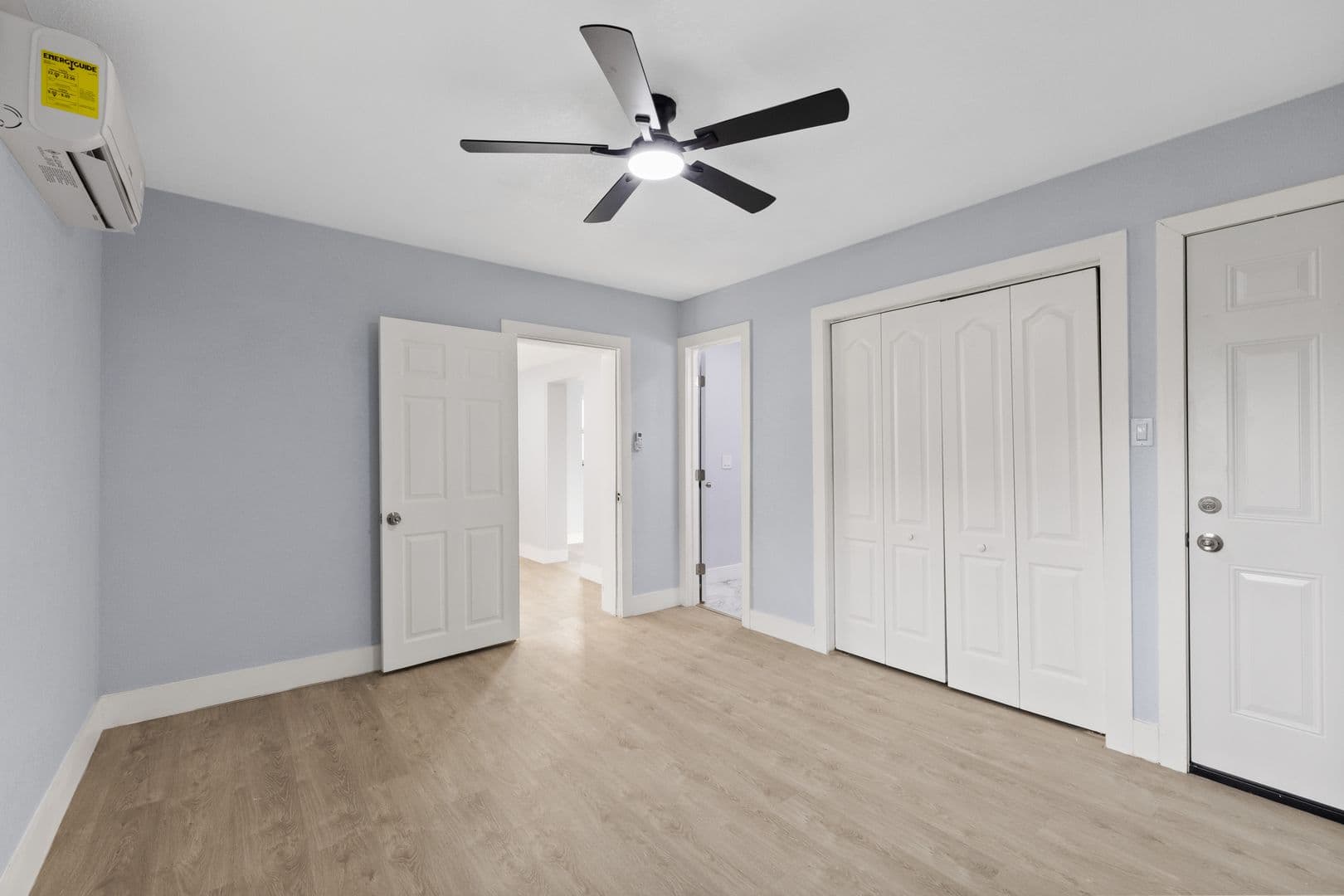 Tampa House: 2706 W Tampa Bay Blvd