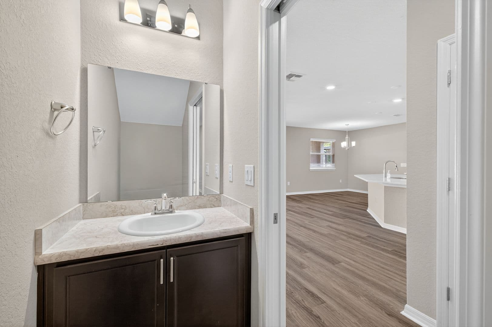 Riverview House: 11772 Pink Plumeria Ct