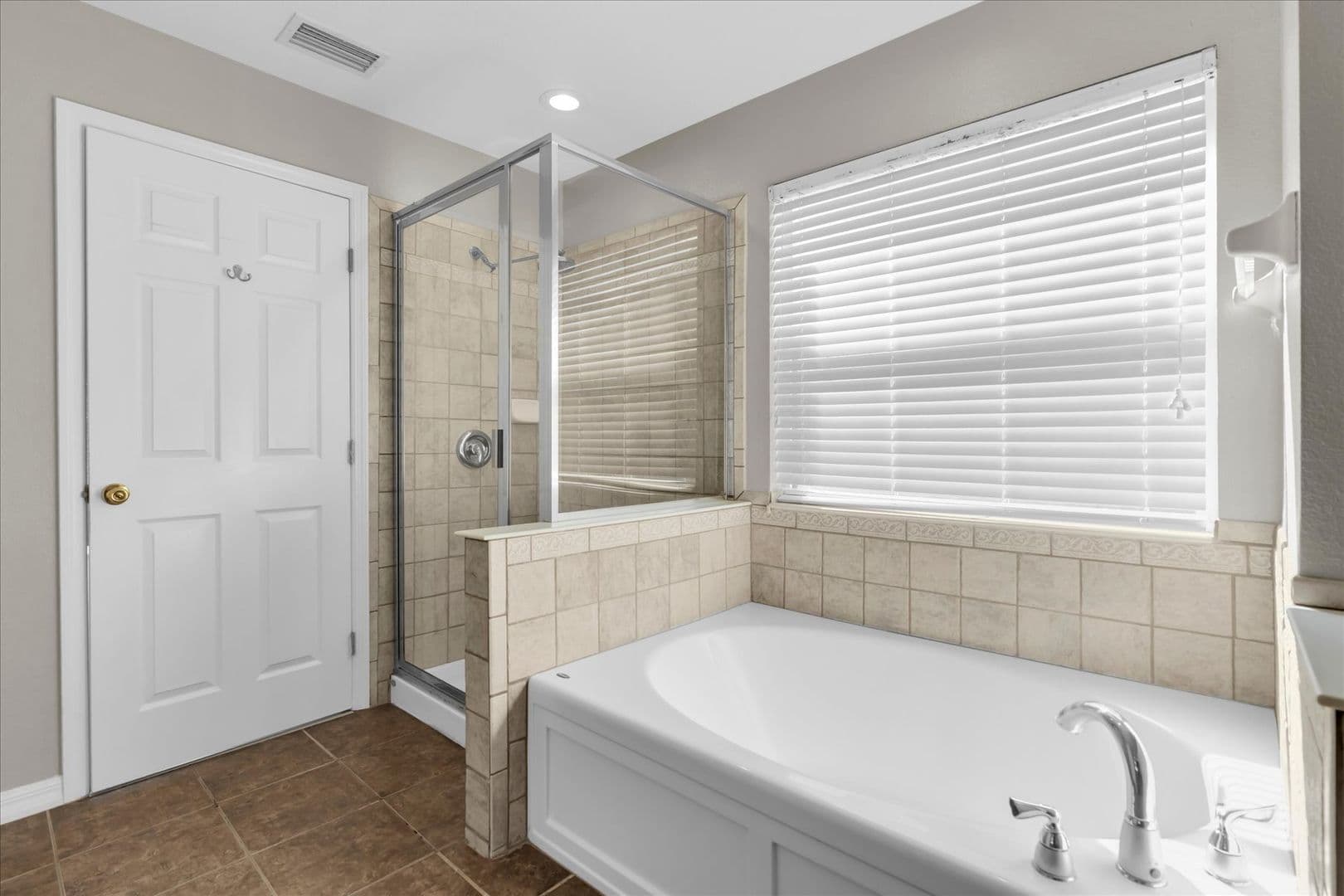 Riverview House: 11166 Creek Haven Dr