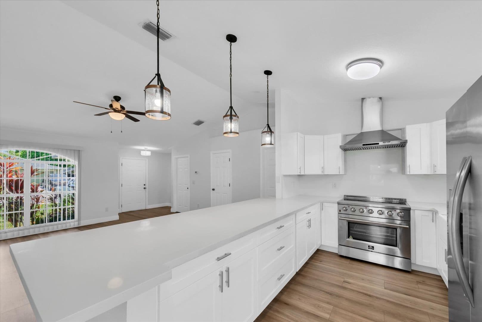 Palmetto House: 1611 3rd Ave W