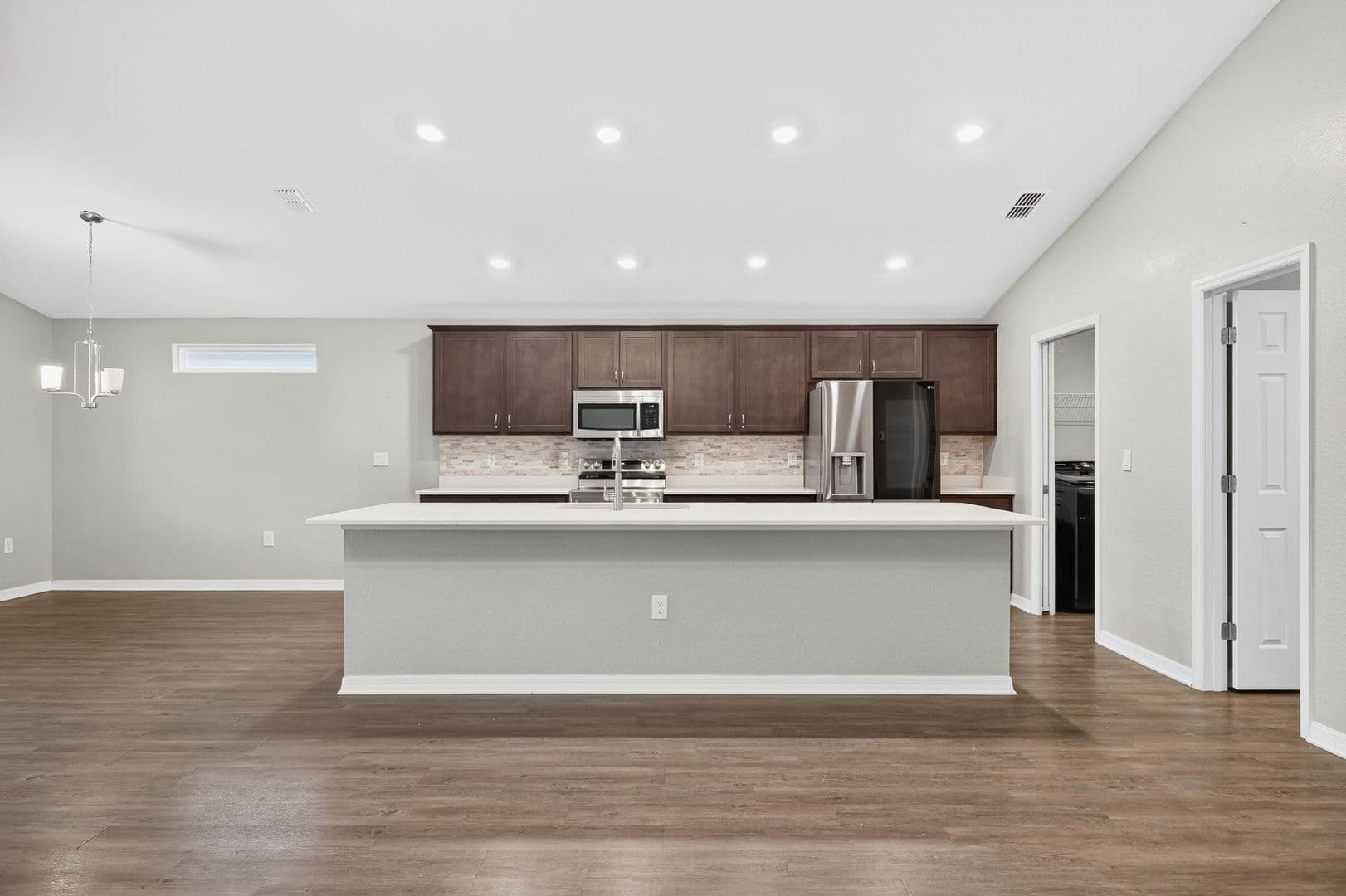 Riverview House: 12219 Cypress Branch St
