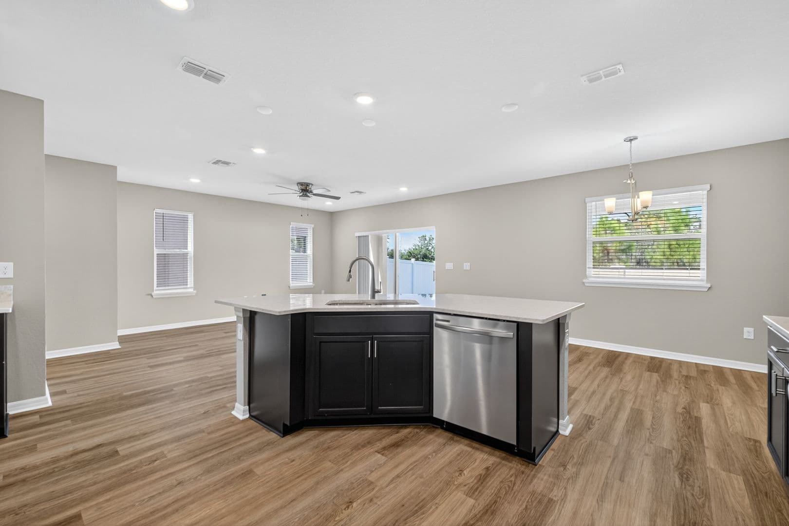 Riverview House: 11772 Pink Plumeria Ct
