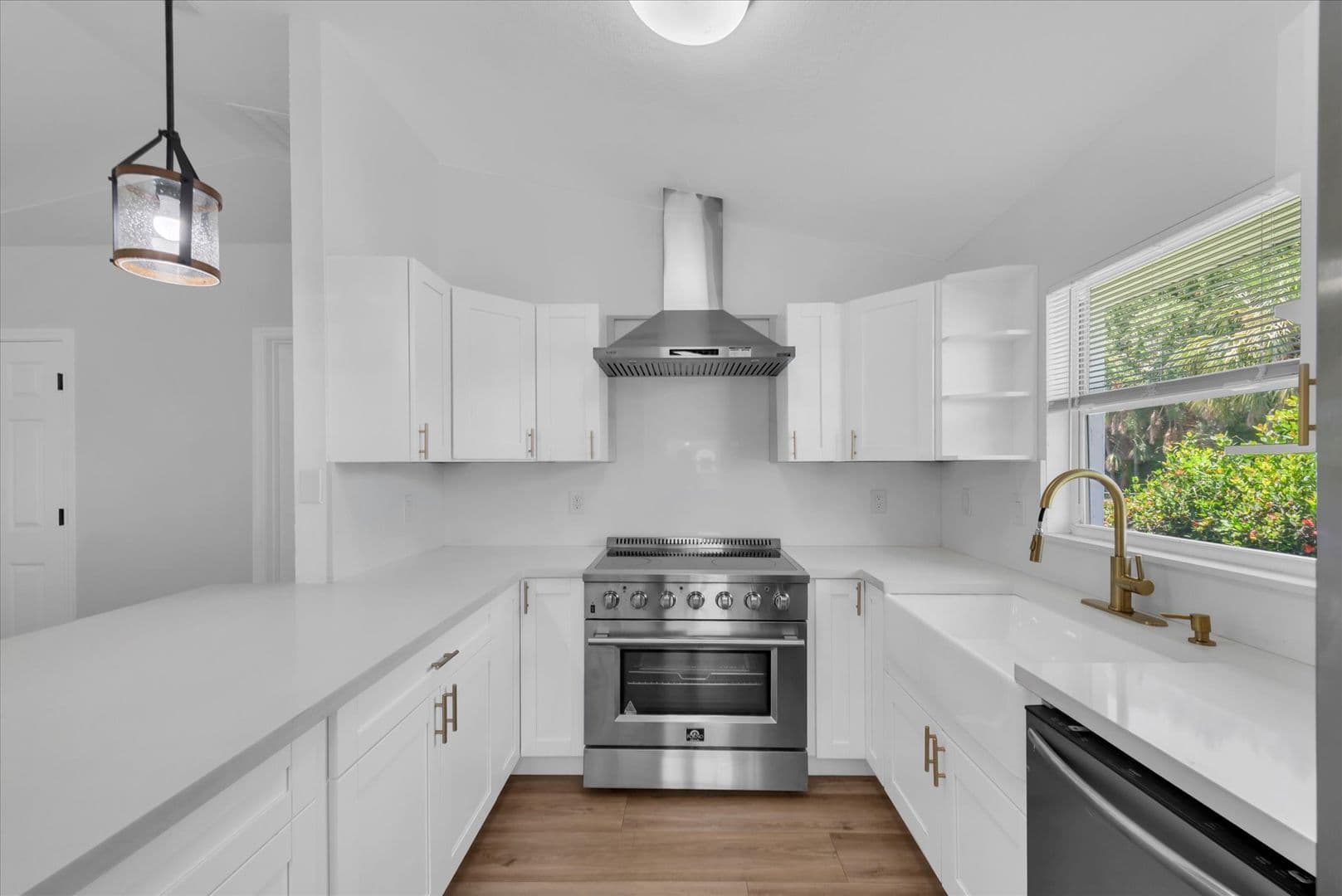 Palmetto House: 1611 3rd Ave W