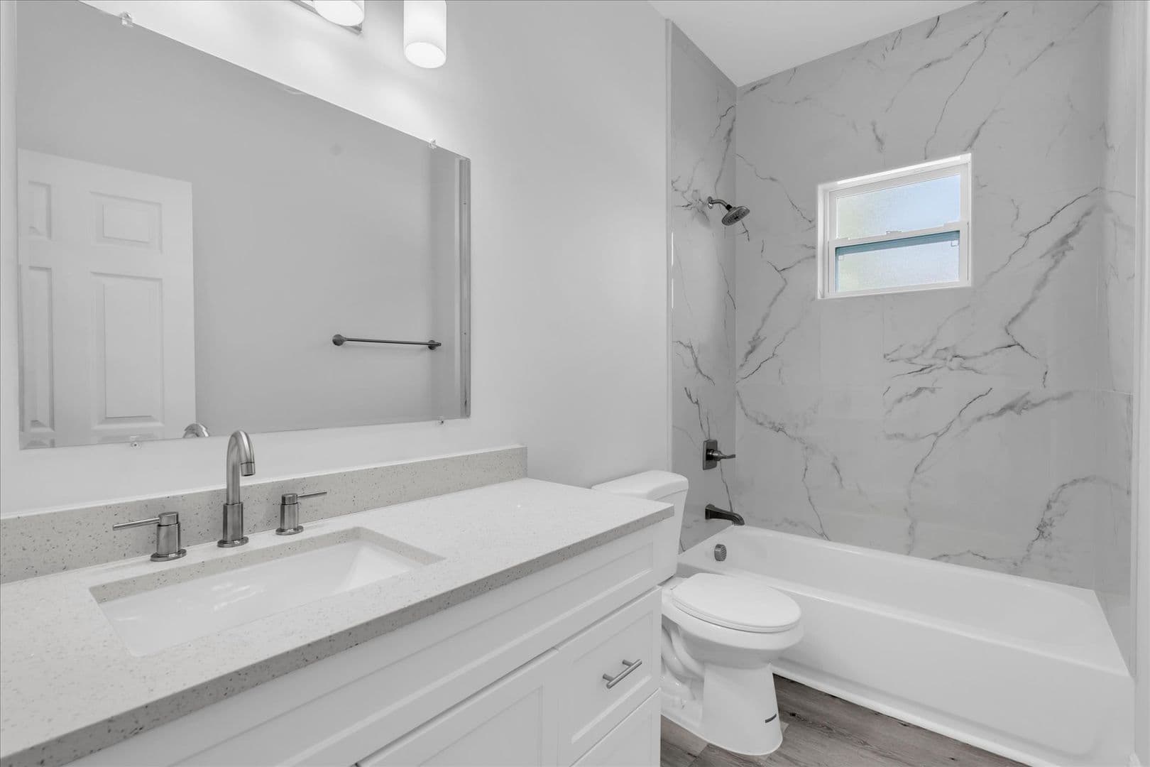 Bartow Apartment: 705 S Orange Ave