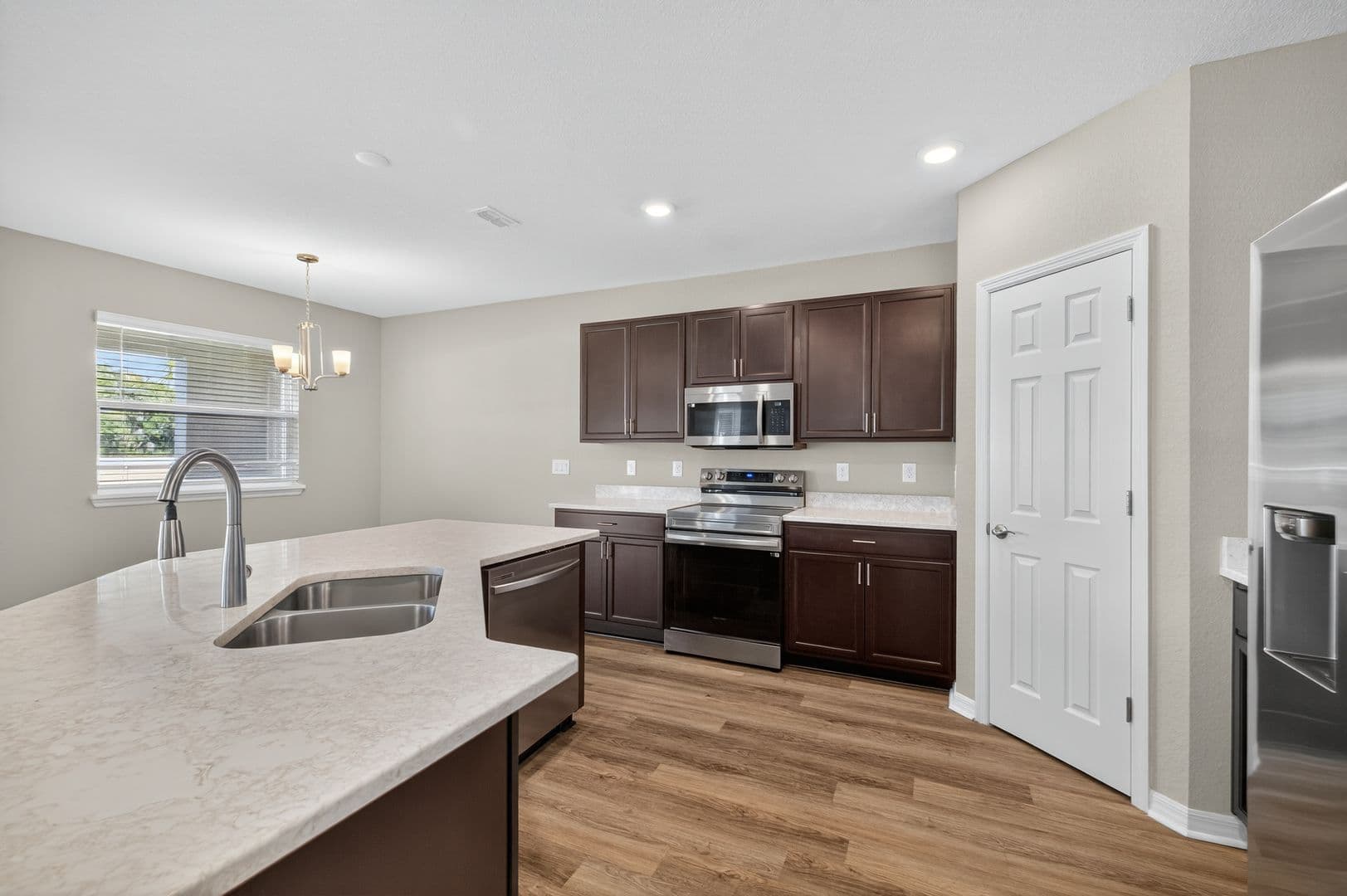 Riverview House: 11772 Pink Plumeria Ct