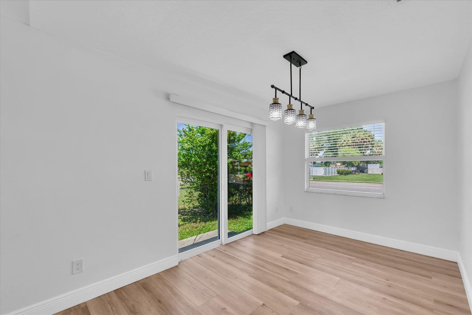 Palmetto House: 1611 3rd Ave W
