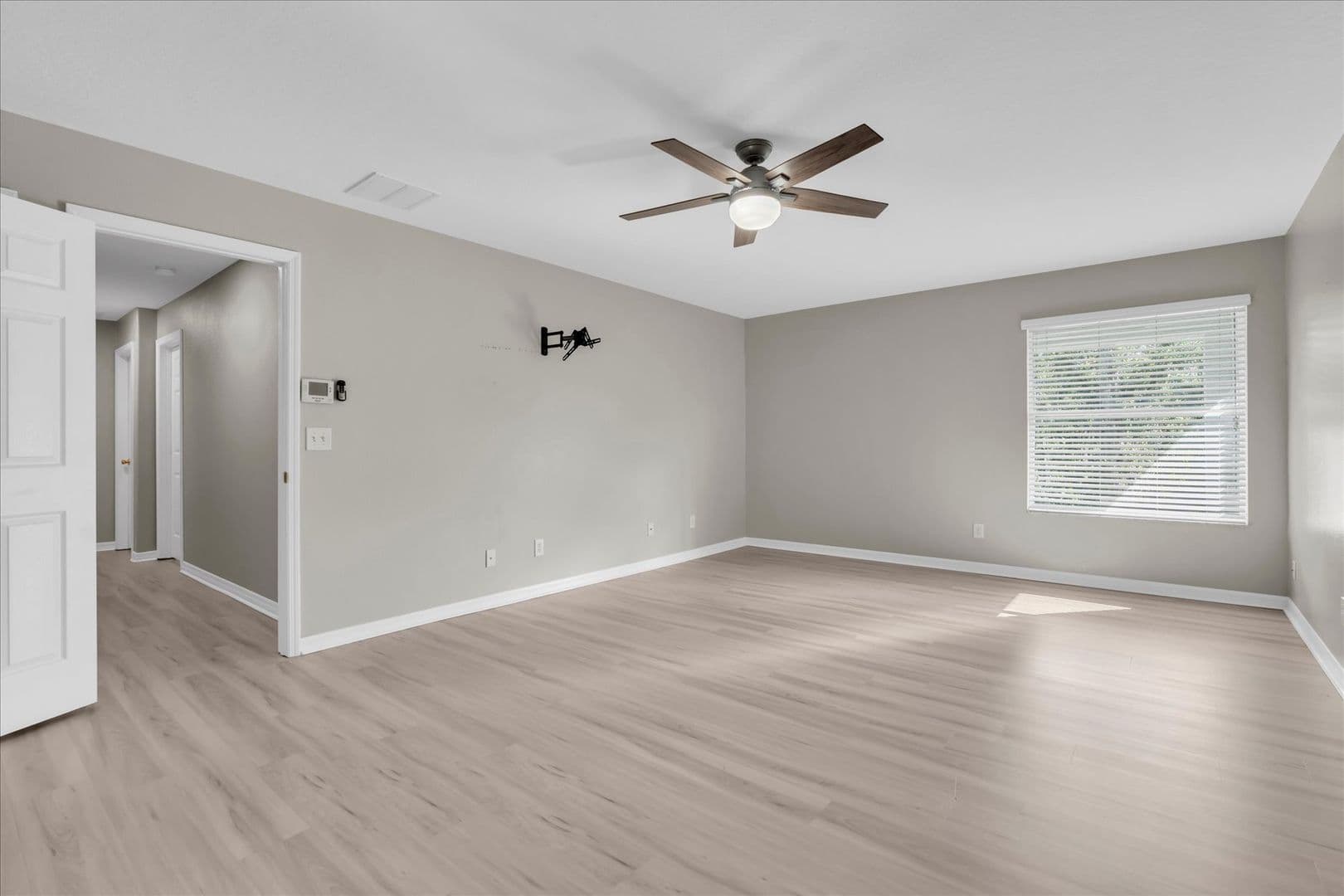 Riverview House: 11166 Creek Haven Dr