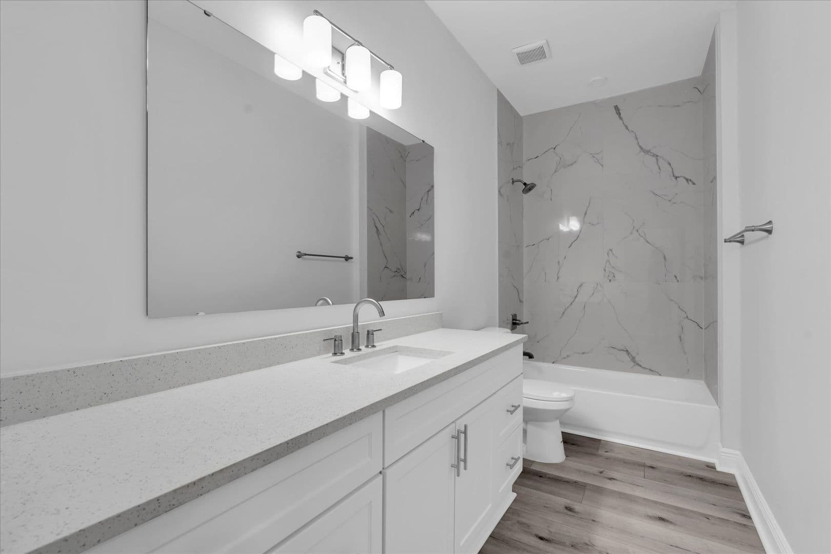 Bartow Apartment: 705 S Orange Ave