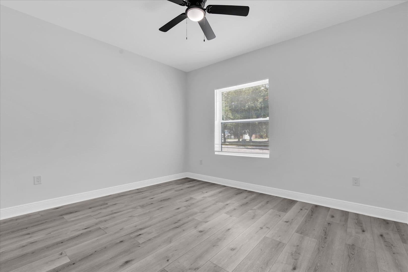 Bartow Apartment: 705 S Orange Ave