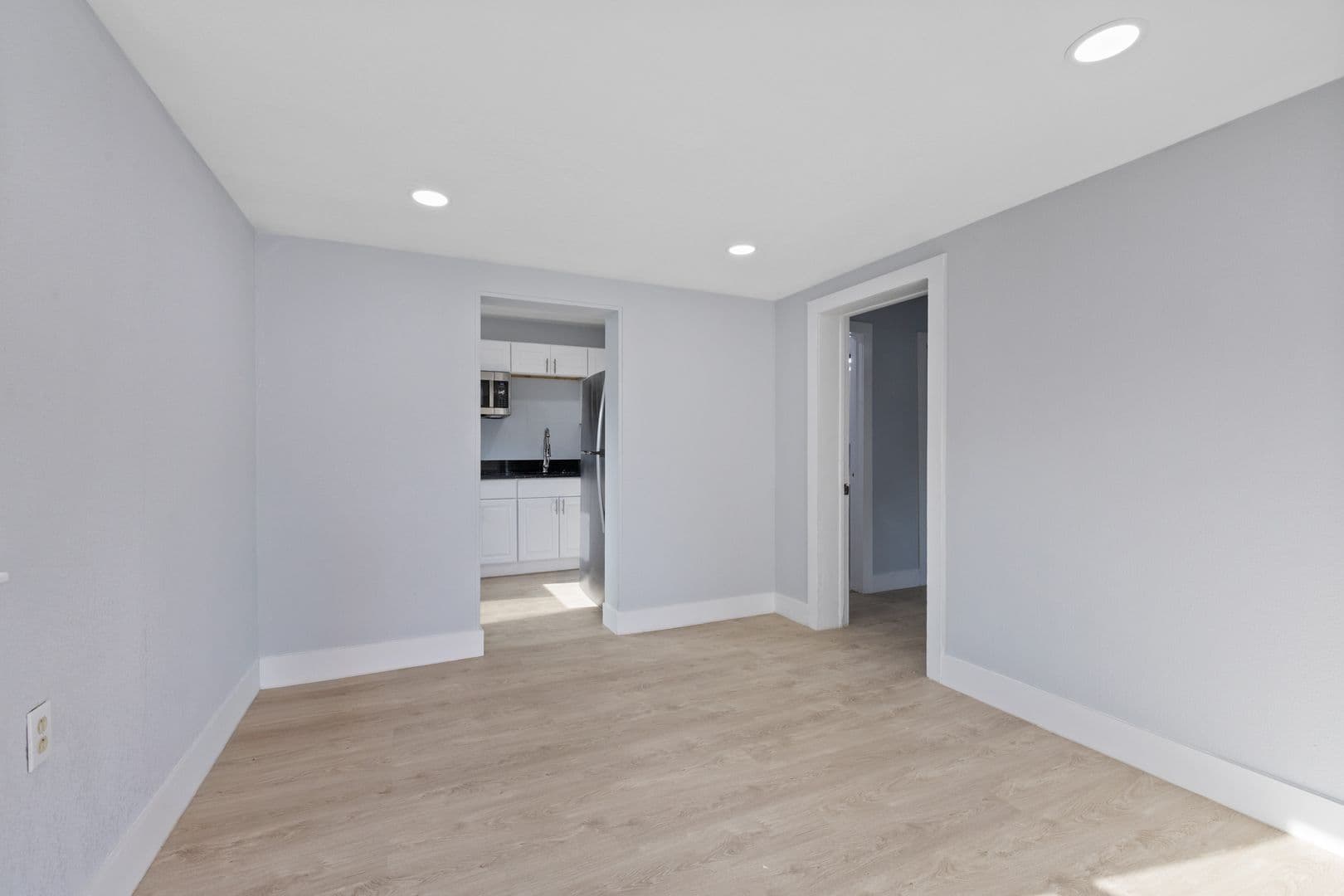 Tampa House: 2706 W Tampa Bay Blvd