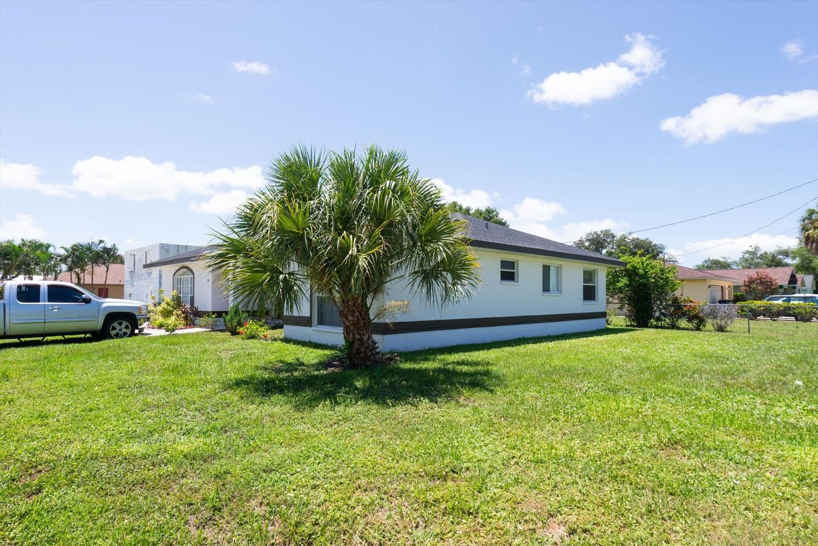Palmetto House: 1611 3rd Ave W