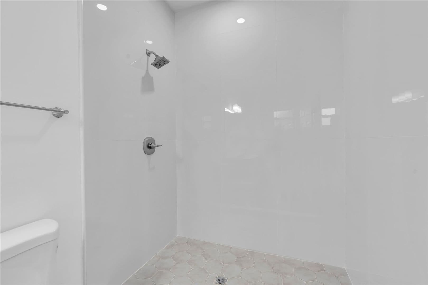 Bartow Apartment: 705 S Orange Ave