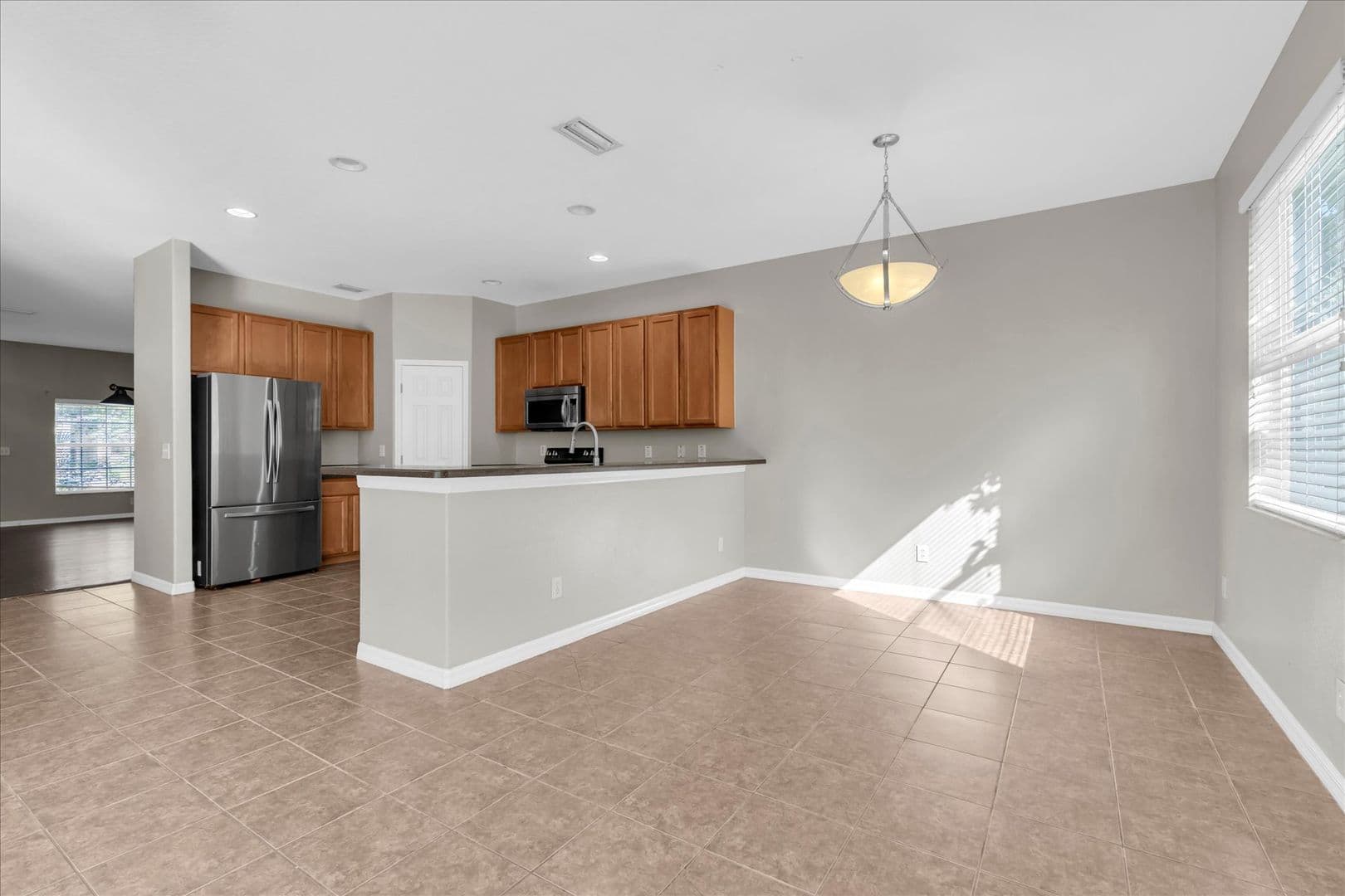 Riverview House: 11166 Creek Haven Dr