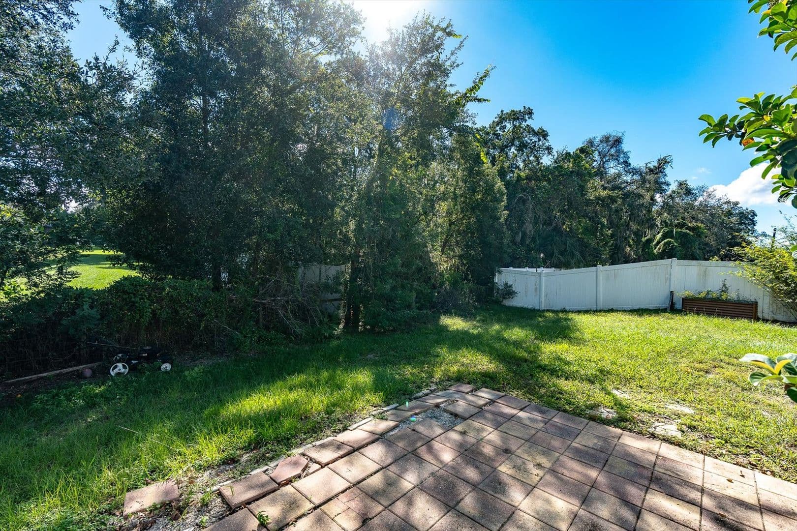 Riverview House: 11166 Creek Haven Dr