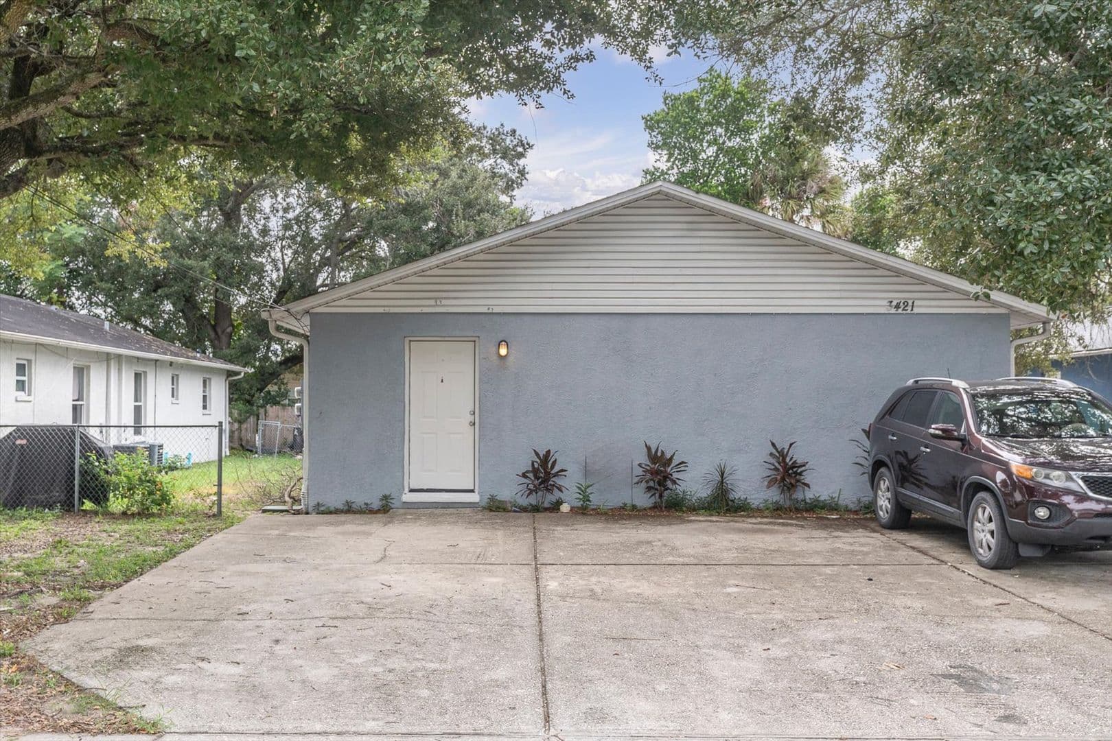 Tampa Apartment: 3421 Temple Street