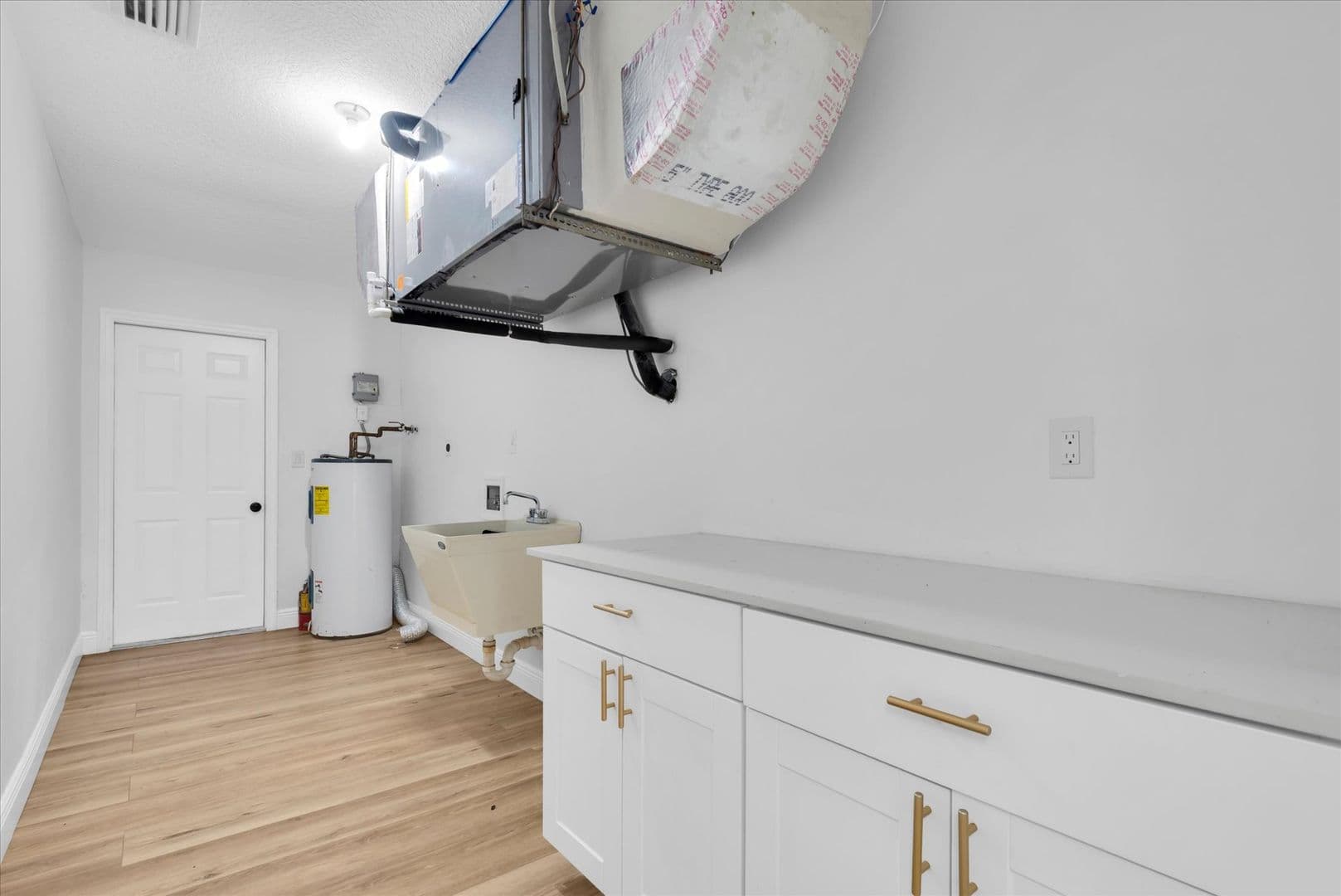 Palmetto House: 1611 3rd Ave W