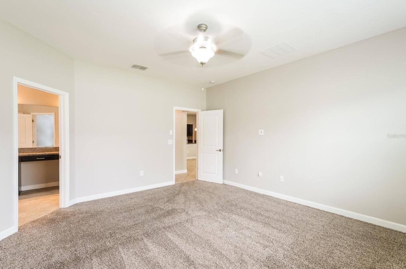 Riverview House: 11812 Valhalla Woods Dr