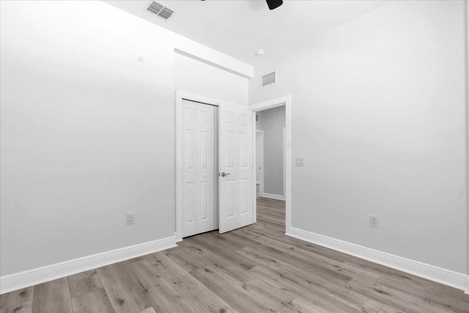 Bartow Apartment: 705 S Orange Ave