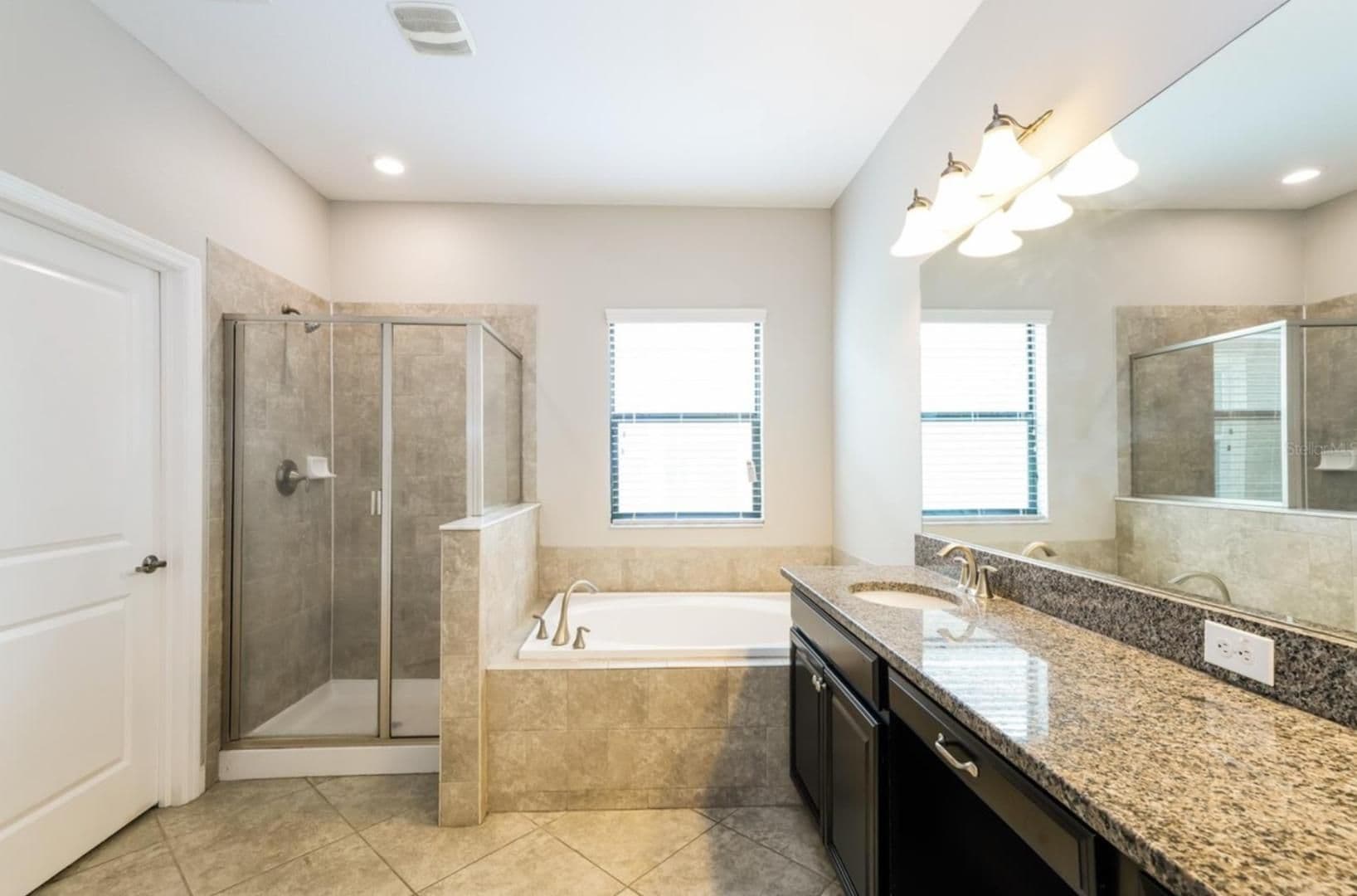 Riverview House: 11812 Valhalla Woods Dr